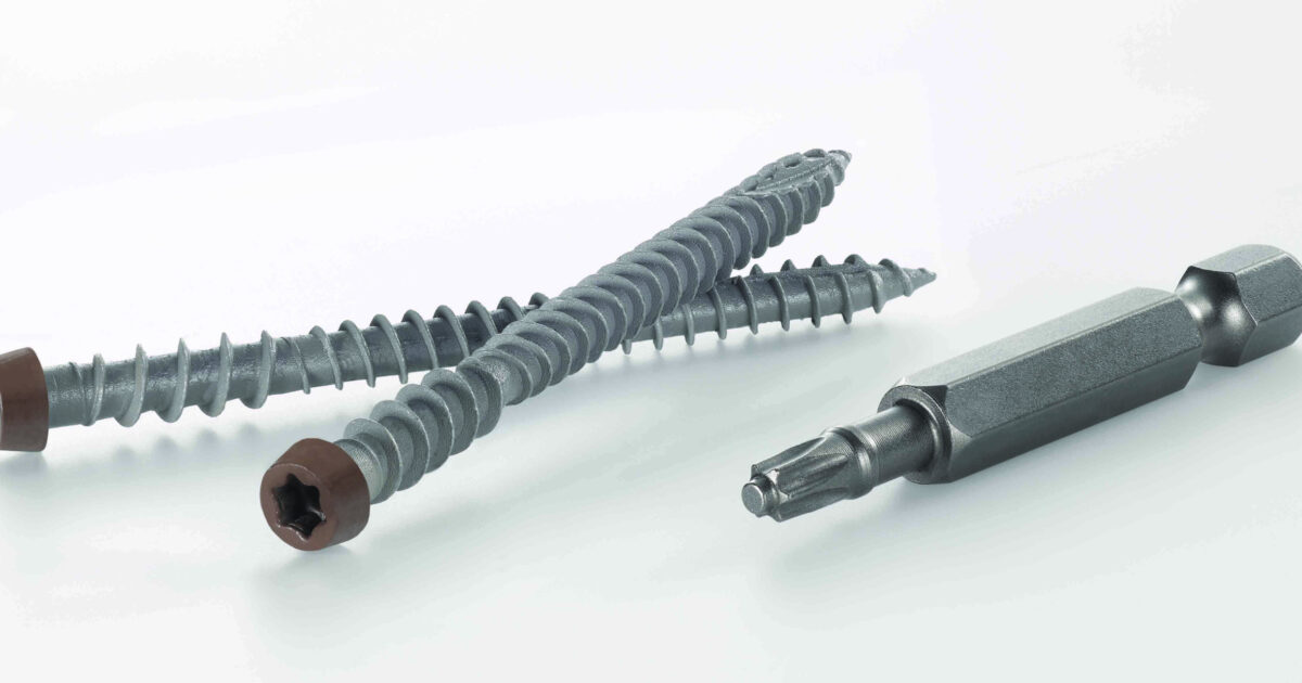 TrapEase®: Composite, PVC & Capstock Deck Screws | FastenMaster